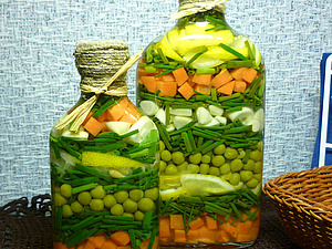Бутылочка с овощами | Ярмарка Мастеров - ручная работа, handmade