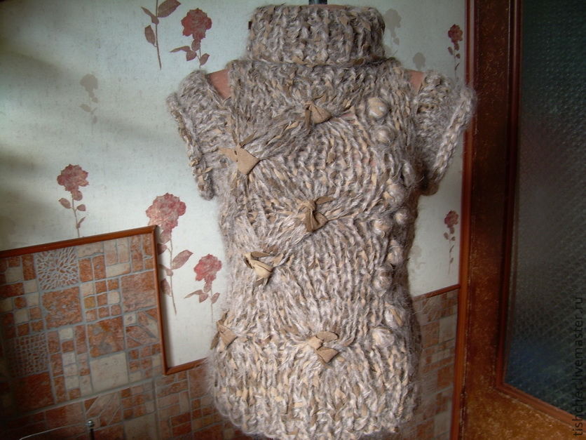 Джемпер с кожей