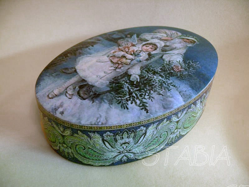 http://cs1.livemaster.ru/storage/72/c2/060b74545bff02623c6008002fzl--dlya-doma-interera-shkatulka-novogodnyaya.jpg