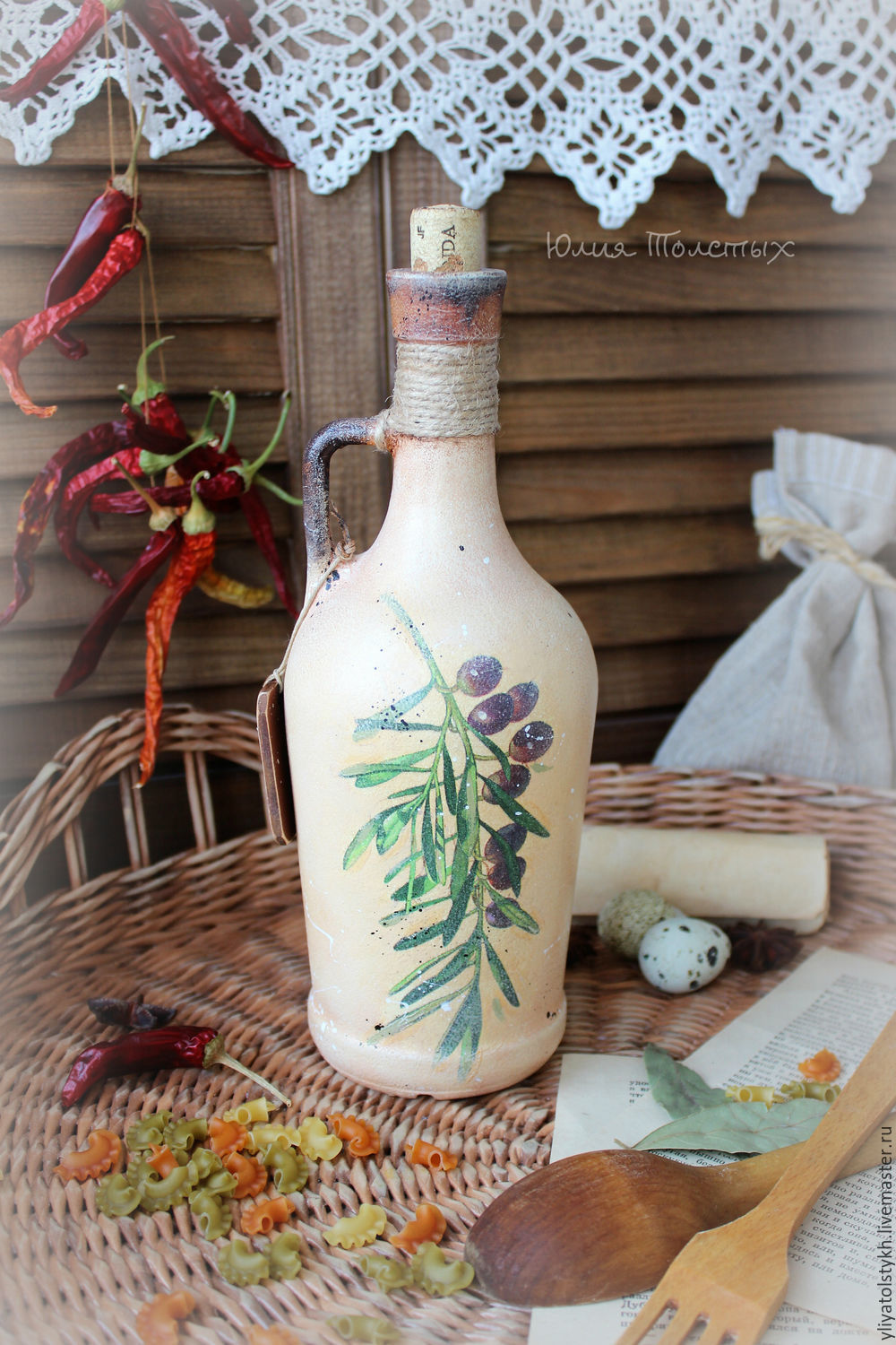 Декупаж бутылки от масла Декупаж бутылки от масла