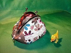 Косметичка с фермуаром 'Подружки' | Выкройки сумок, Сумки из текстиля, Тканевая сумка