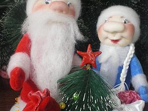 Новогодняя фигура Дед Мороз в красной шубке (ПВХ, полиэстер) 15,5x8,5x31,5см