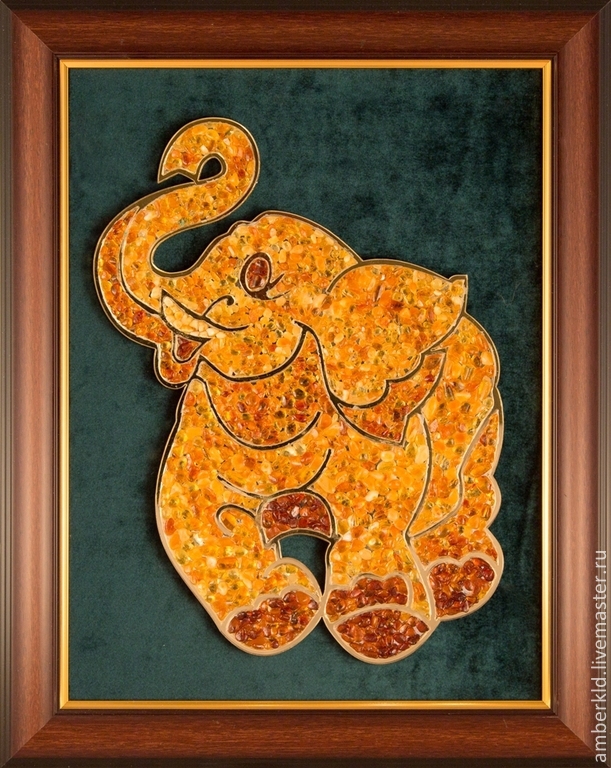 amber funny elephant will attract to your house the positive energy, happiness, luck! positioning the elephant trunk is better in the side window.

