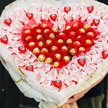 Сердце из конфет своими руками - 70 фото