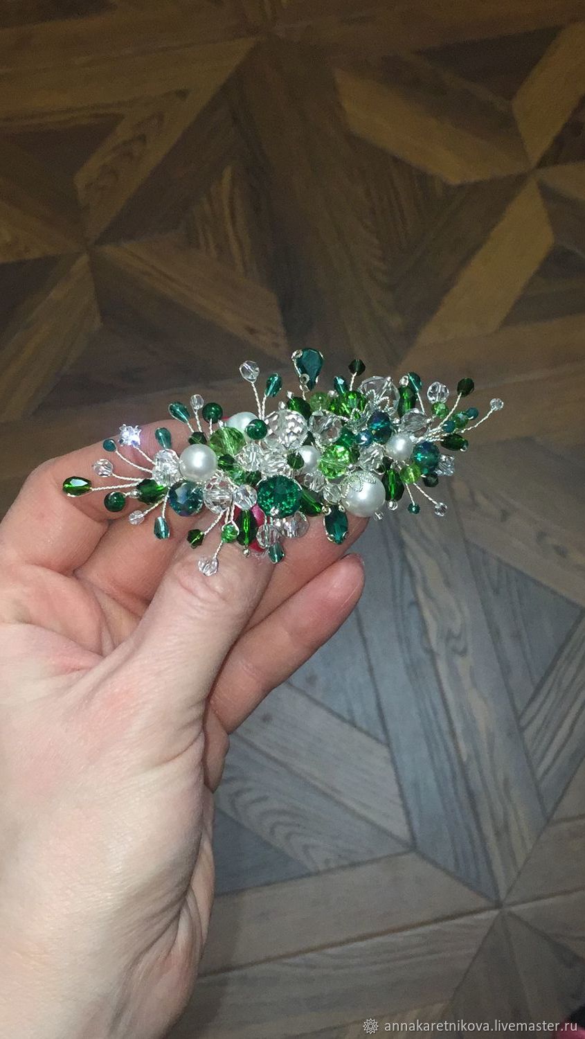 Заколка-автомат средняя с кристаллами Swarovski "Изумрудная" купить в ...