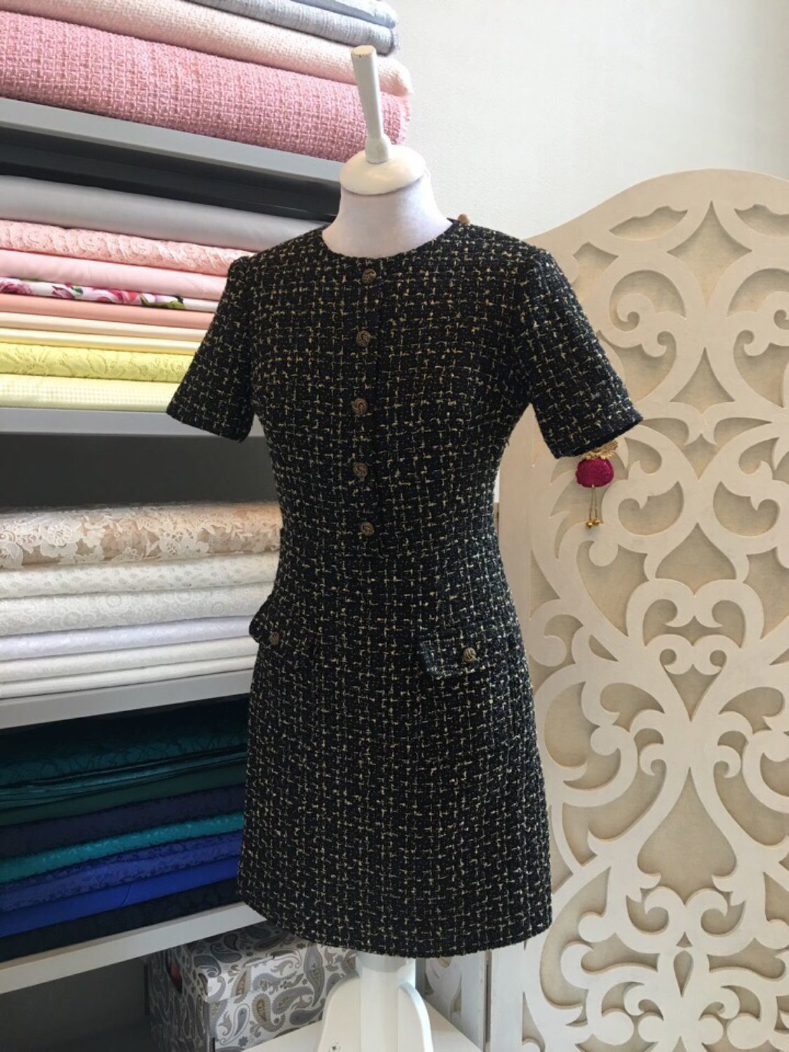 Платье с кантами в стиле Chanel  Р 2593 купить оптом в Украине  Цена 930  грн Модель 2593