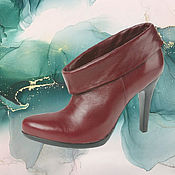 Винтаж handmade. Livemaster - original item 35 size! Chic ankle boots with a lapel made of burgundy leather. Handmade.