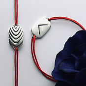 Украшения handmade. Livemaster - original item Kenaz Bracelet on a red thread, silver. Handmade.