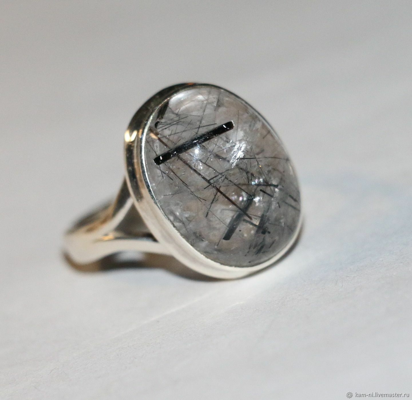 Кольцо с рутиловым кварцем в серебре Серена Сильвер