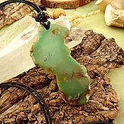 Фен-шуй и эзотерика handmade. Livemaster - original item Amulet with chrysoprase. Handmade.