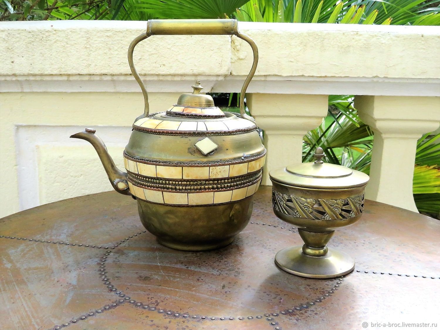 Винтаж: Старинный латунный чайник. Марокко. Кость. Латунь. Восточный стиль, Чайники винтажные, Москва,  Фото №1