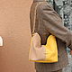 Стильная сумка из натуральной замши Желтая с крупной цепочкой. Сумка-мешок. Olga'S Luxury Creation. Интернет-магазин Ярмарка Мастеров.  Фото №2