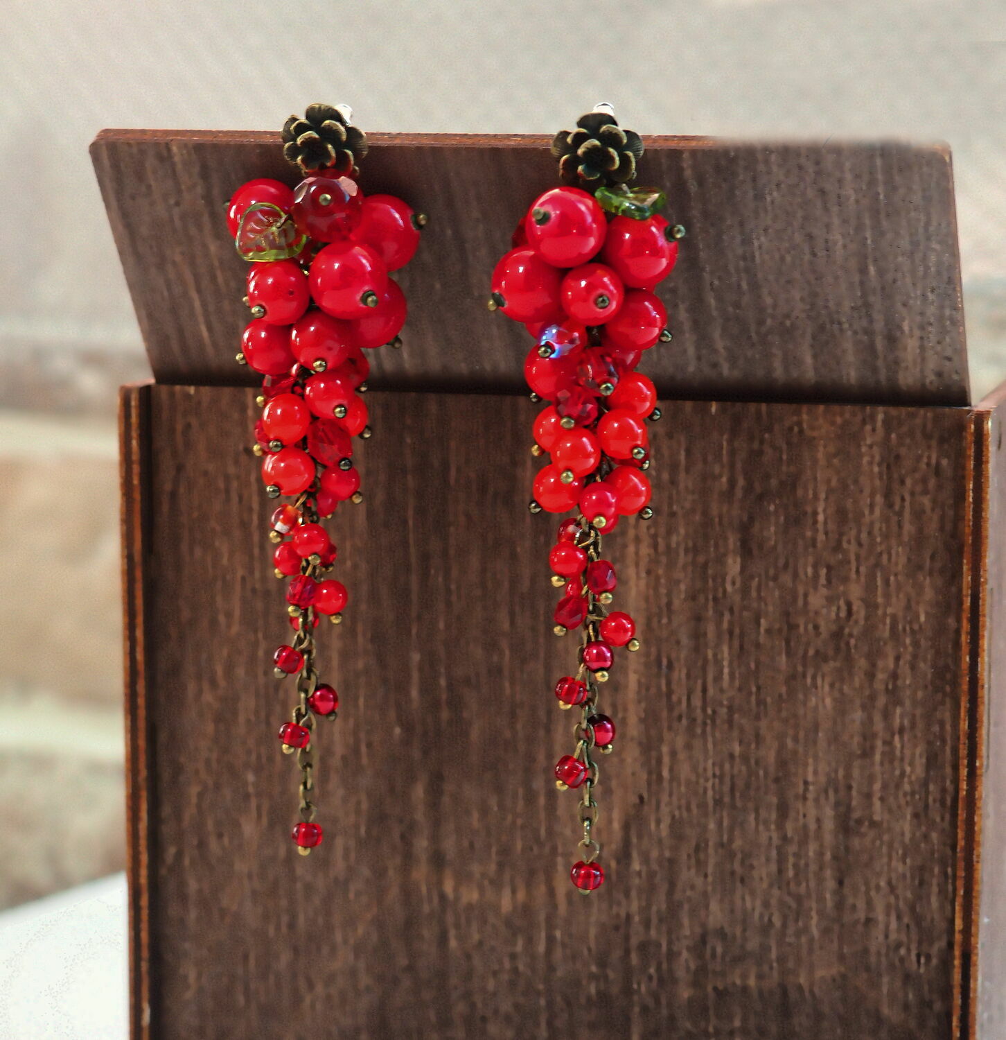 Красная смородина" серьги - грозди в интернет-магазине Ярмарка Мастеров по цене 2400 ₽ – P3EV8RU
