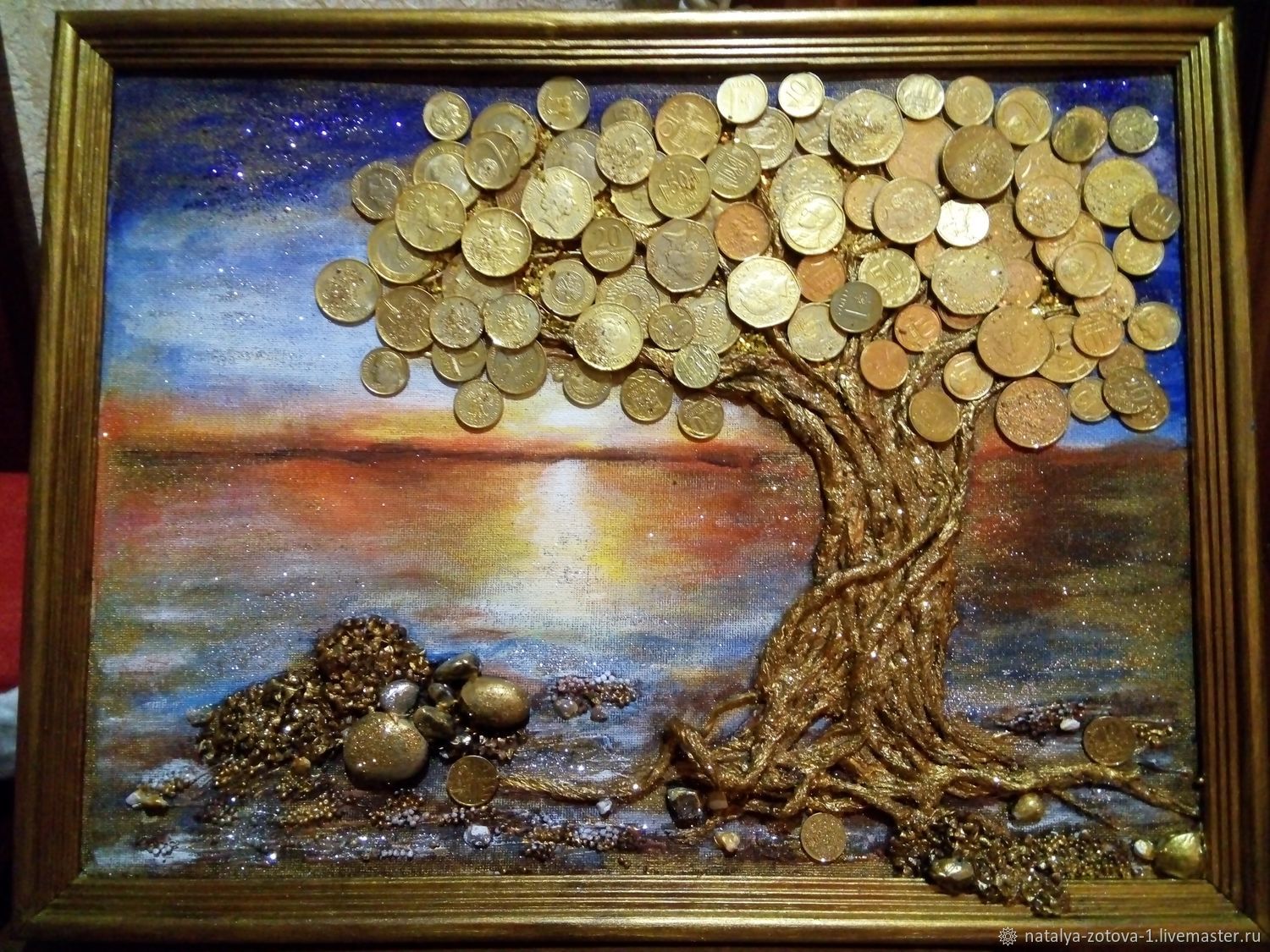 Самодельная картина. Панно дерево из монет. Дерево из монет картина. Панно денежное дерево из монет. Дерево из монеток своими руками.
