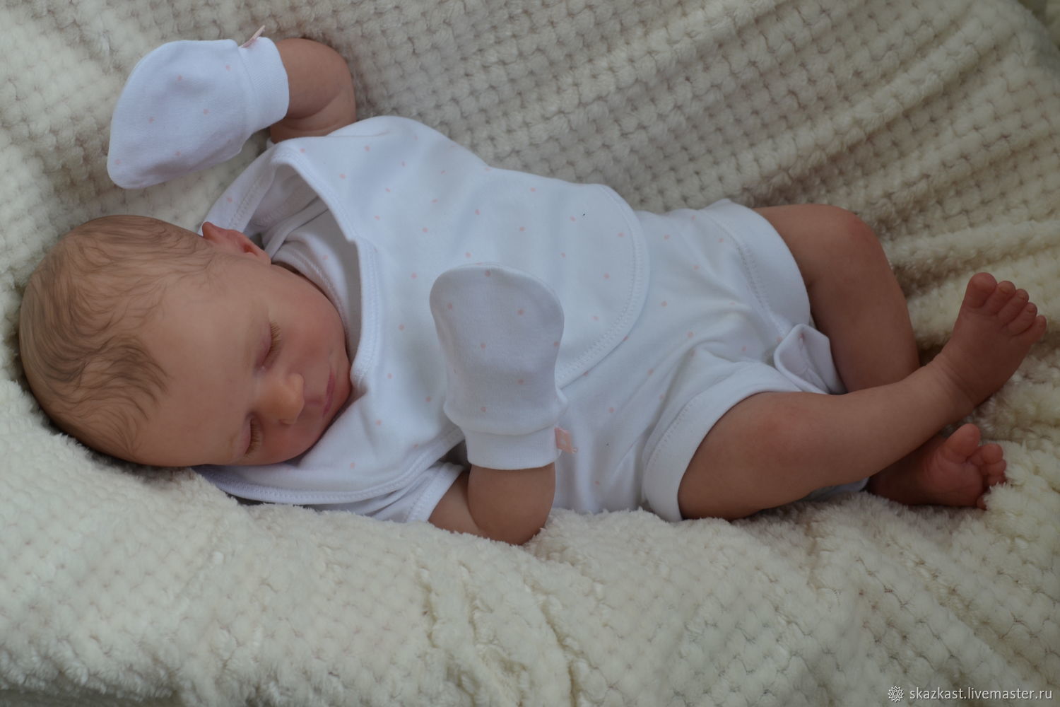 Реборн алик. Как купать реборна. Селеконовыи малыж. Как купать реборна. Как из беби бона вылить воду.