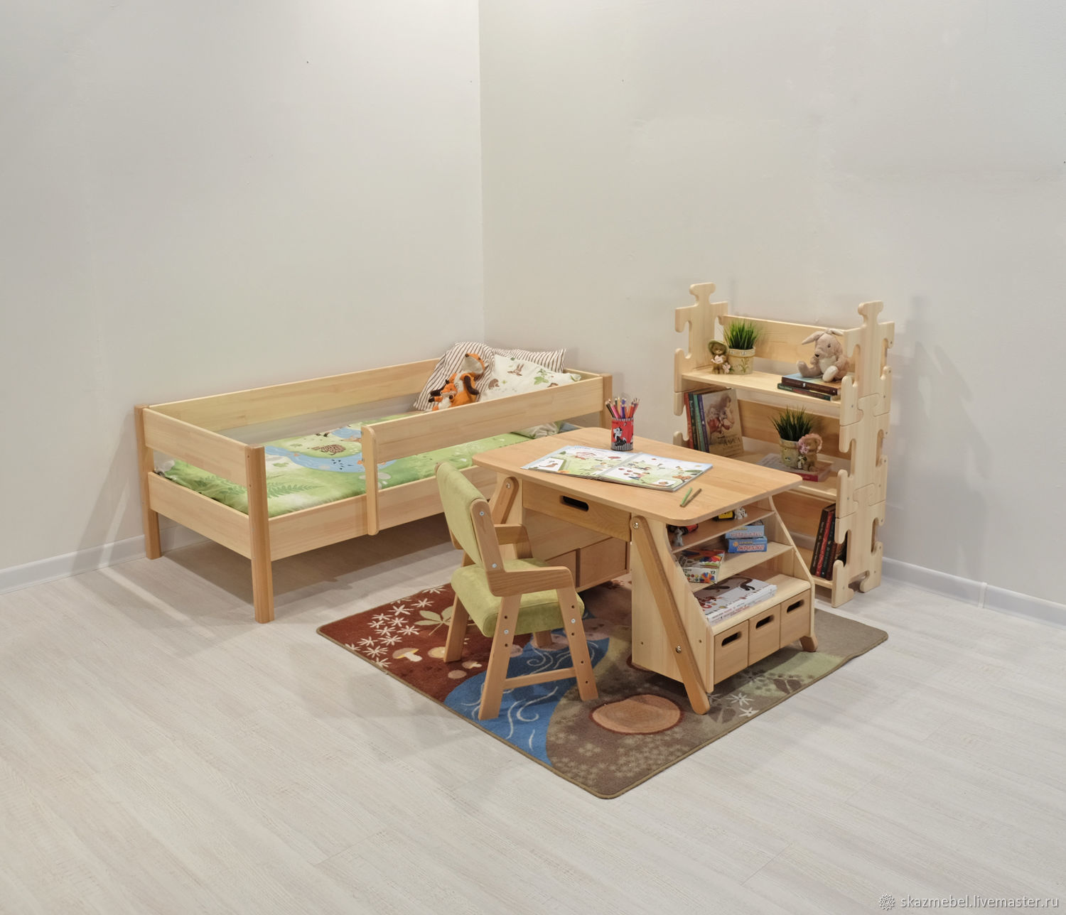 мебель для детской из массива бука