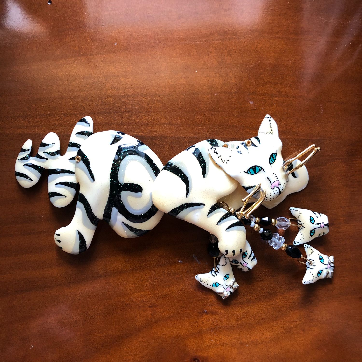 Винтаж: Шарнирная коллекционная брошь Lanch at the Ritz Белый тигр с тигрятами, Броши винтажные, Москва,  Фото №1