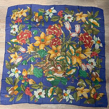 Винтаж ручной работы. Ярмарка Мастеров - ручная работа Винтаж: Платок от Сhanel. Handmade.