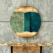 Для дома и интерьера handmade. Livemaster - original item Round mirror with a frame made of elm slabs (D - 650 mm.). Handmade.