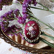 Зеркальце дамское с вышивкой Розовые незабудки