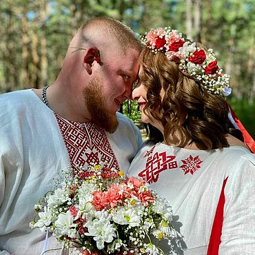 Свадебный салон ручной работы. Ярмарка Мастеров - ручная работа Свадебный комплект Льняное платье с вышивкой мужская рубаха и штаны. Handmade.