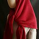 Кашемировый платок рубинового цвета. Платки. Innashi Ручное и машинное вязание. Интернет-магазин Ярмарка Мастеров.  Фото №2