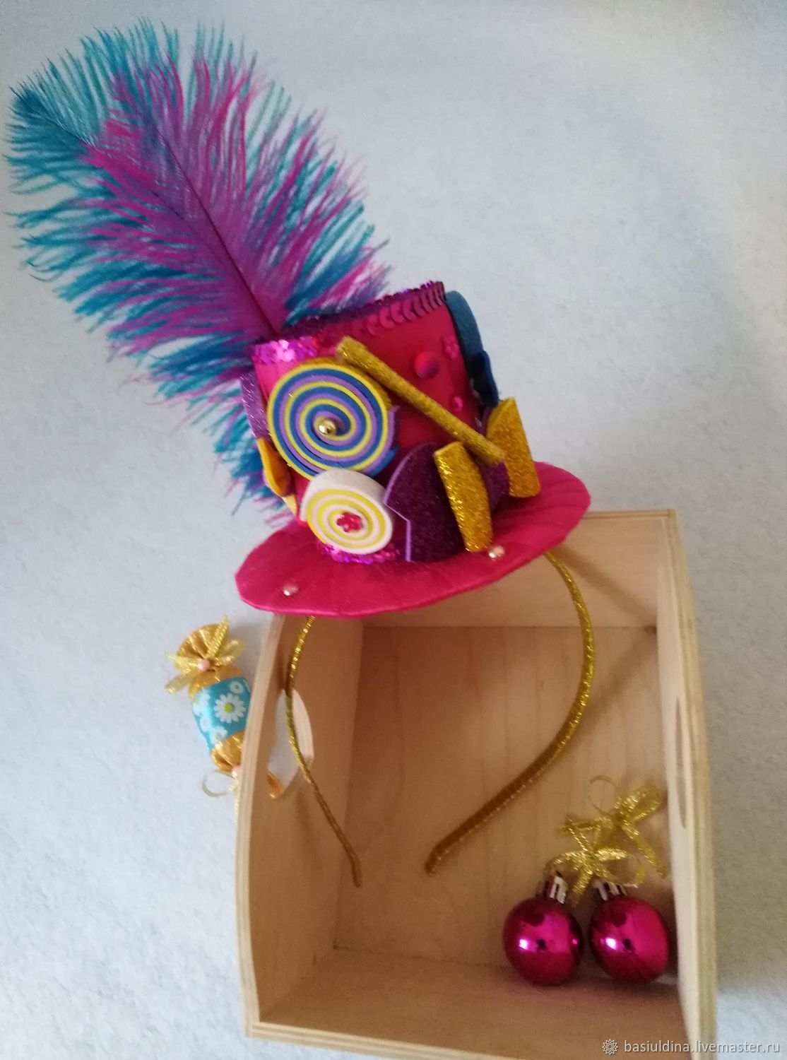 Карнавальный ободок - шляпка-конфетка в интернет-магазине Ярмарка Мастеров по цене 800 ₽ – QNS92RU