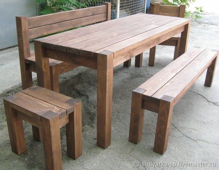Деревянные обеденные столы из массива дерева