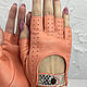 Кожаные перчатки "Дворжак" коралл. Перчатки. LA1007 - изделия из натуральной кожи. Ярмарка Мастеров.  Фото №4