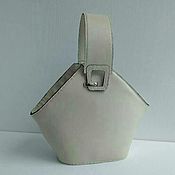 W 0151.  Women's leather bag .Manual work. Alia Svalia