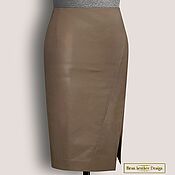 A-line skirt with a smell of genuine leather