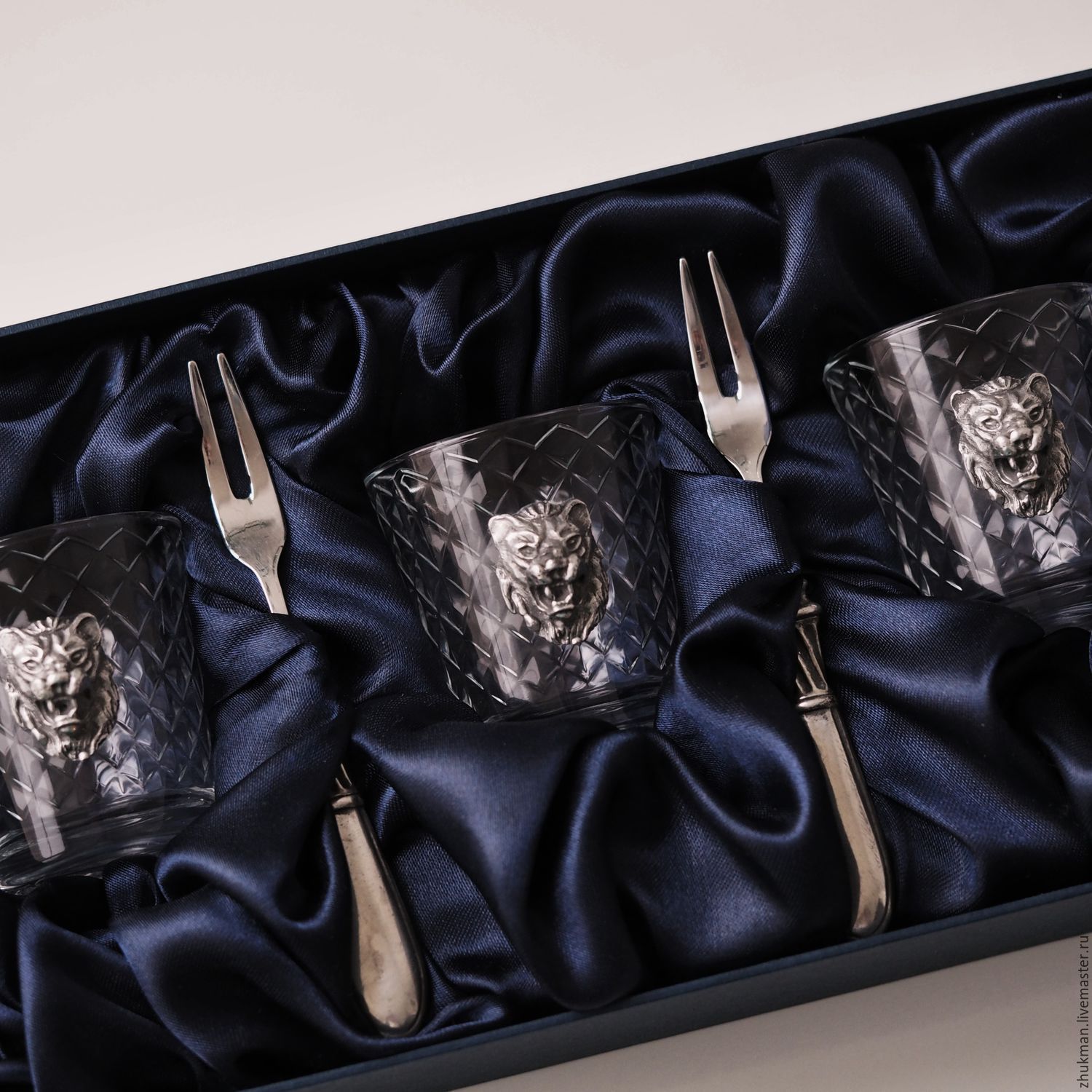 A set of stacks LION with three forks in box (3h50ml 3), Gifts for hunters and fishers, Zhukovsky,  Фото №1