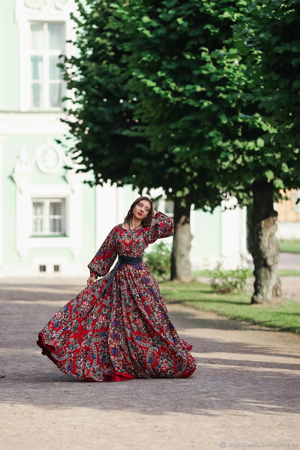 Платье в Славянском стиле