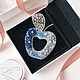 Брошь «Яблоко» Синяя брошь с жемчугом Swarovski Голубая брошка яблоко. Брошь-булавка. Кутюрная вышивка fairytale_brooch. Интернет-магазин Ярмарка Мастеров.  Фото №2
