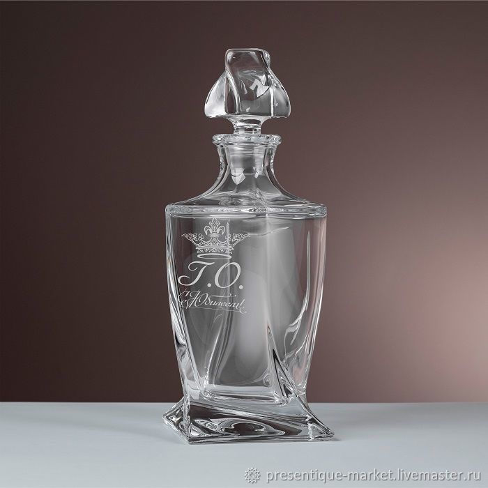 графин штоф грегори. гравировка на графине. рюмки с гравировкой для мужчин. лазерная гравировка на бутылке. гравировка на графине.