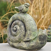 Для дома и интерьера handmade. Livemaster - original item Snail Figurine with a Bird Concrete Antique Style for Garden. Handmade.