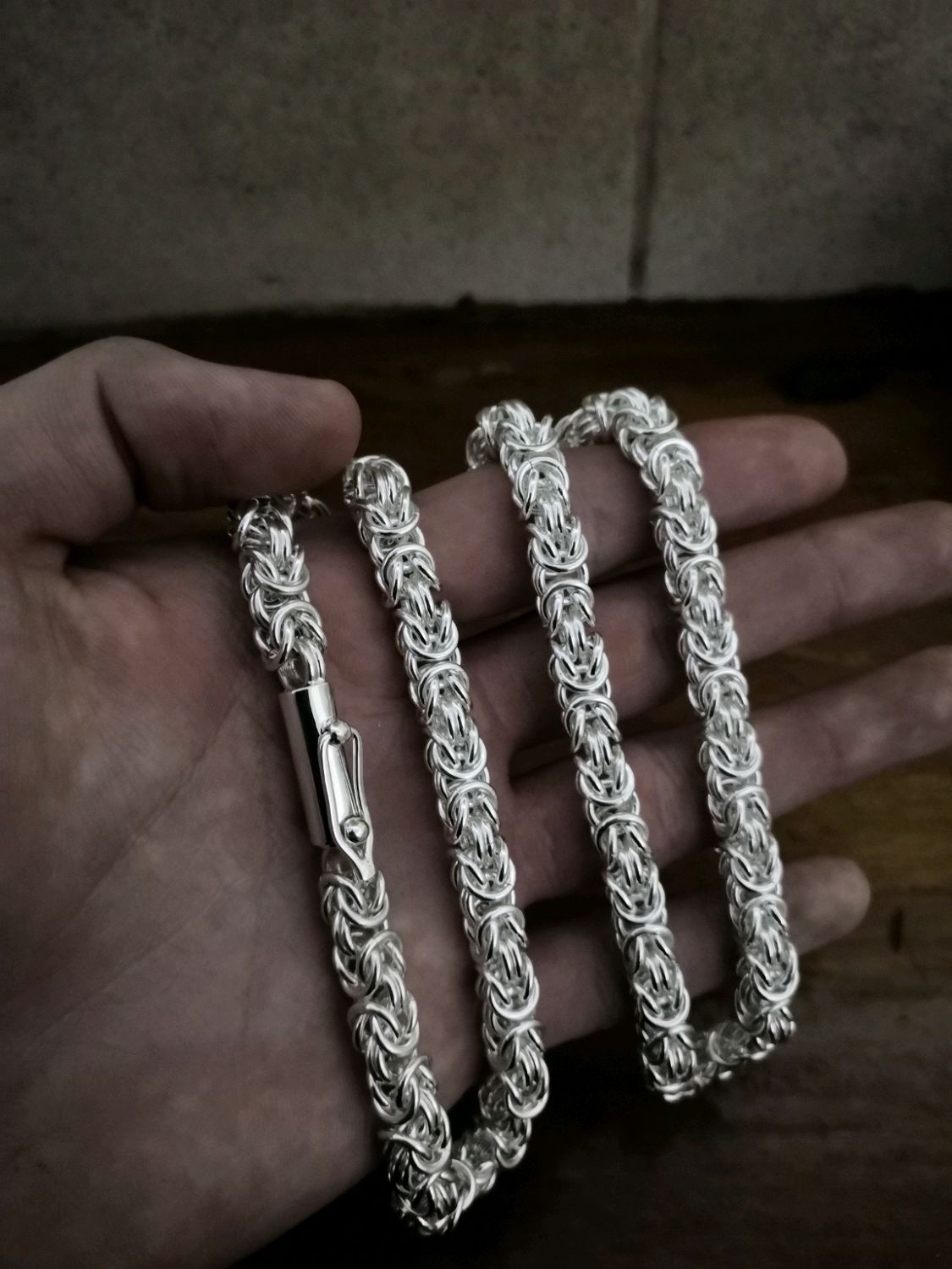 Плетеная серебряная цепь