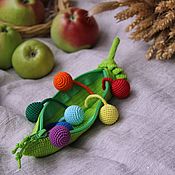 Куклы и игрушки handmade. Livemaster - original item Developing tactile toy Pea pod: a gift for a baby for a year. Handmade.