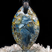 Фен-шуй и эзотерика handmade. Livemaster - original item Orgonite, orgonite pendant with kyanite and quartz. Handmade.