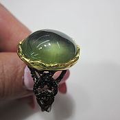 Кольцо серебряное с зеленым аметистом