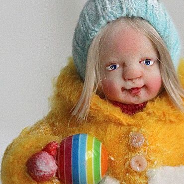 Куклы и игрушки ручной работы. Ярмарка Мастеров - ручная работа Светочка. На елку, на полку, коллекция. Маленькая куколка.. Handmade.