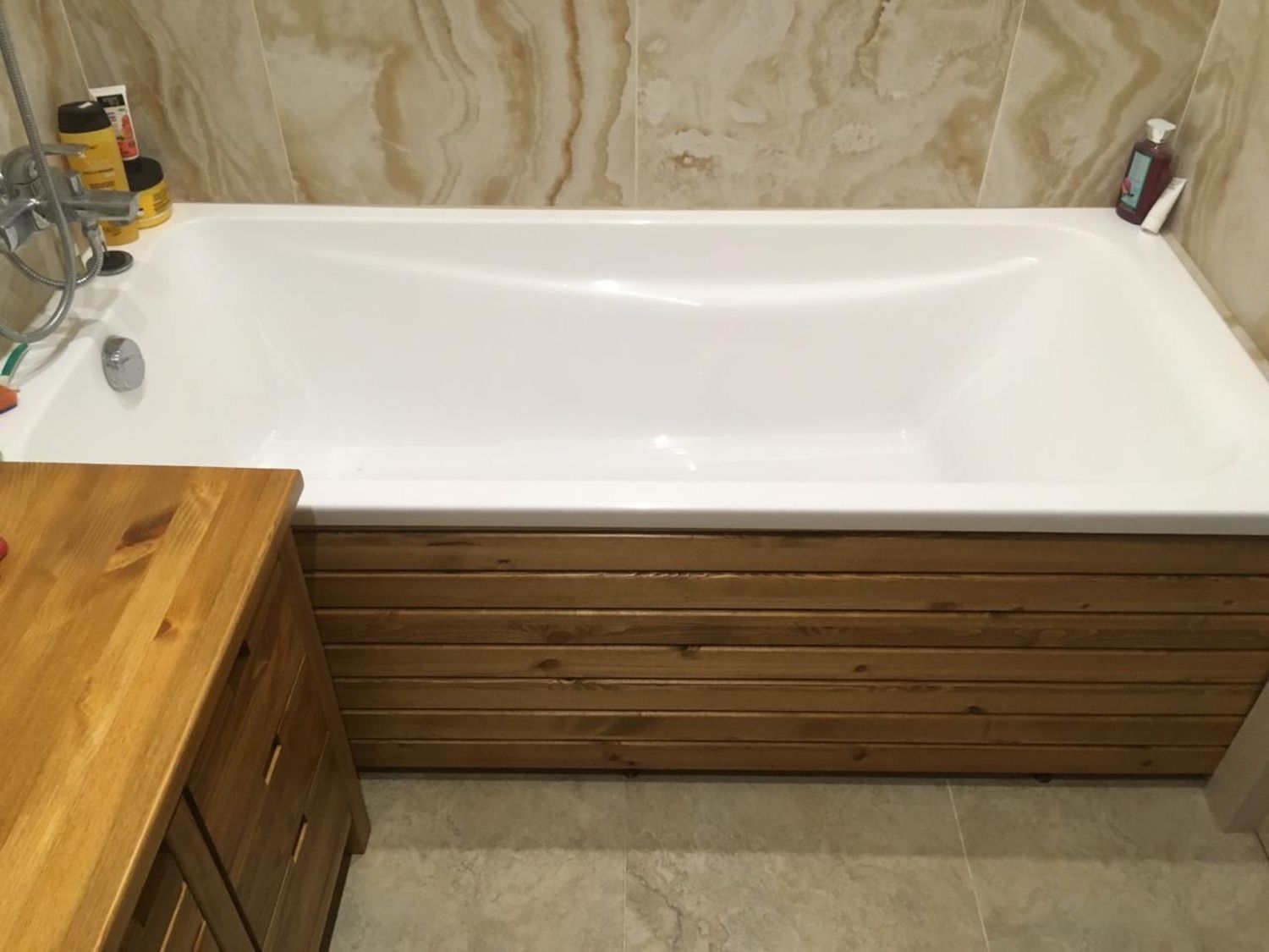 Как сделать экран для ванной. Ванна Cersanit прямоугольная Zen 170x85. Деревянный экран под ванну. Экран для ванной деревянный. Экран под ванну из дерева.