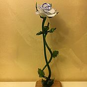 Вертикальная роза из горного хрусталя