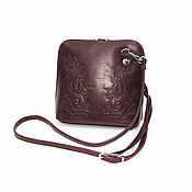 Сумки и аксессуары handmade. Livemaster - original item Crossbody bag: Women`s burgundy leather handbag Annie Mod. C83-681. Handmade.