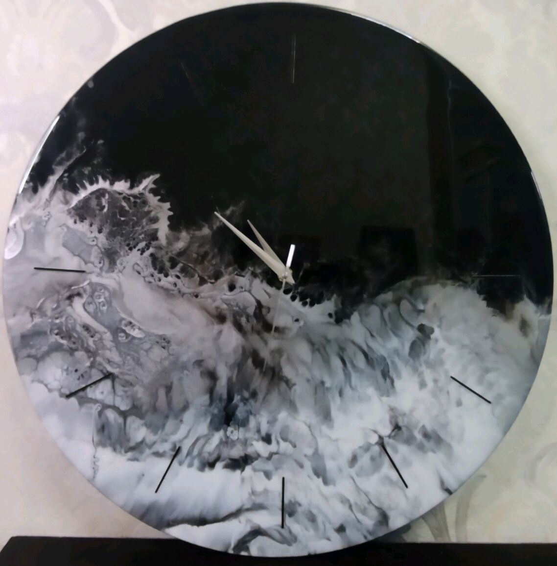 Часы эпоксидная смола от 6000т – заказать на Ярмарке Мастеров – S9MA6RU ...