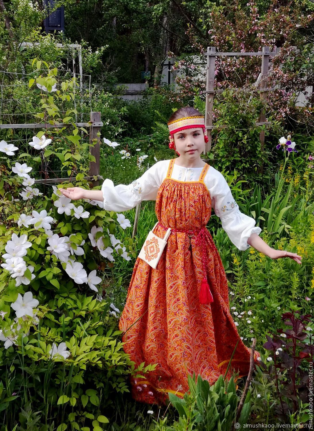 Ситцевое платье песня. Ситцевые народные костюмы. Ситцевый костюм. Ситцевое платье для девочки. Ситцевый сарафан.