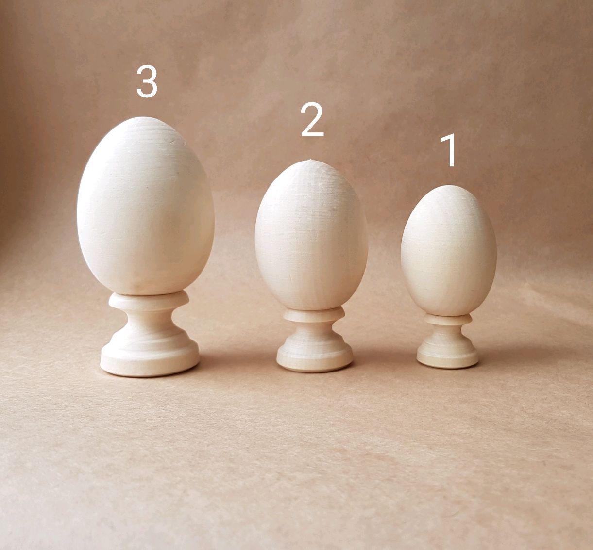 Деревянное яйцо купить. Деревянные яйца. Заготовка яйцо деревянное. Заготовка яйцо деревянное на подставке. Деревянное яйцо на ножке.