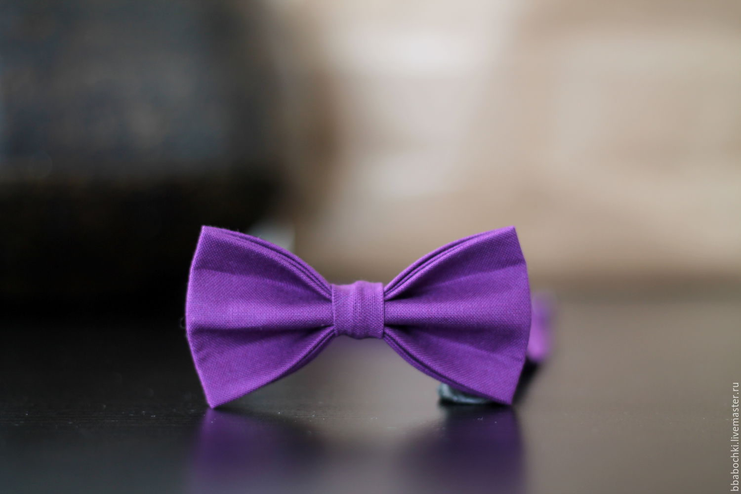 Бабочки фиолетового цвета. Сиреневые бабочки. Бабочка фиолетовая. Бабочка лиловая. Фиолетовый галстук бабочка.