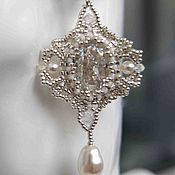 Кольцо с кристаллами Сваровски