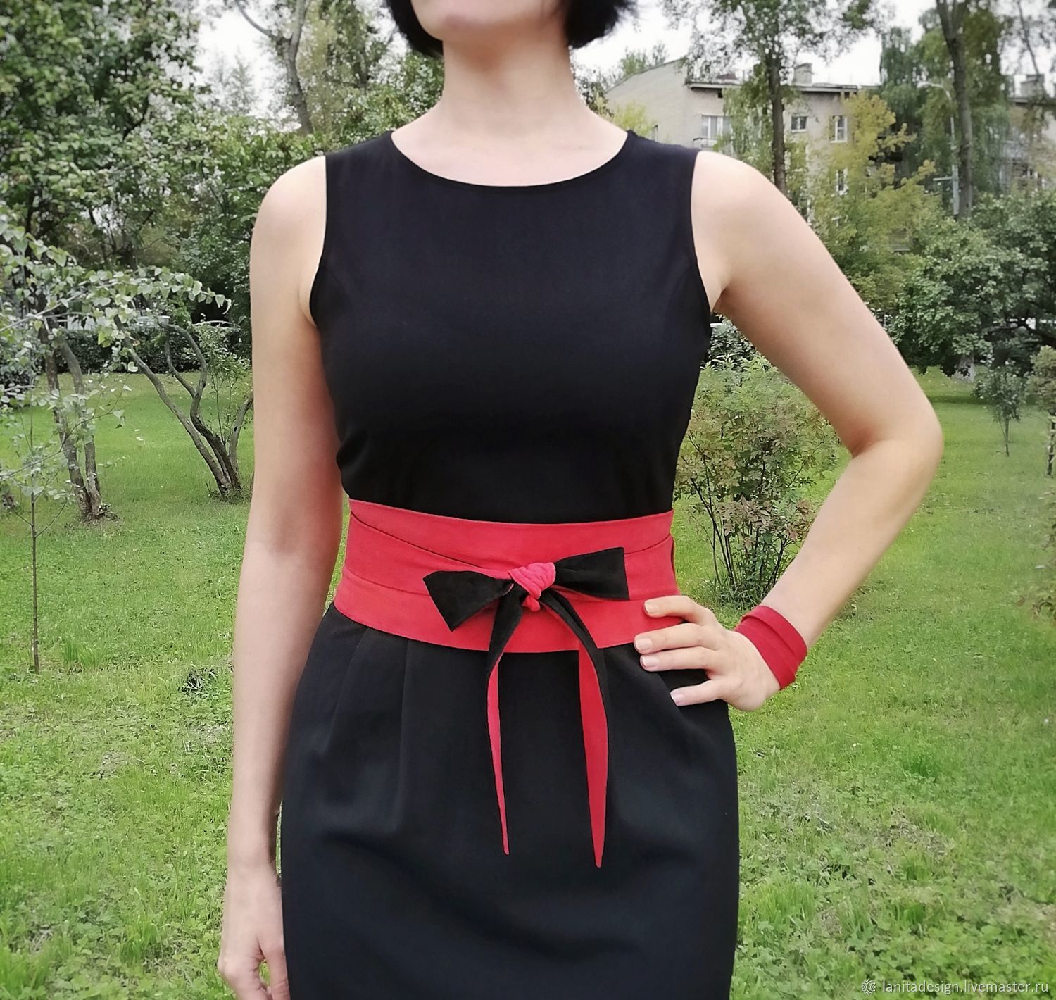 Черное Платье Красный Ремень